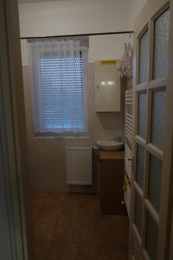 Eva Apartman Szigetvár Exterior photo