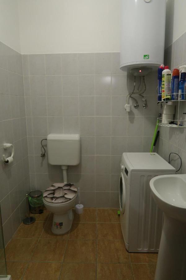 Eva Apartman Szigetvár Exterior photo