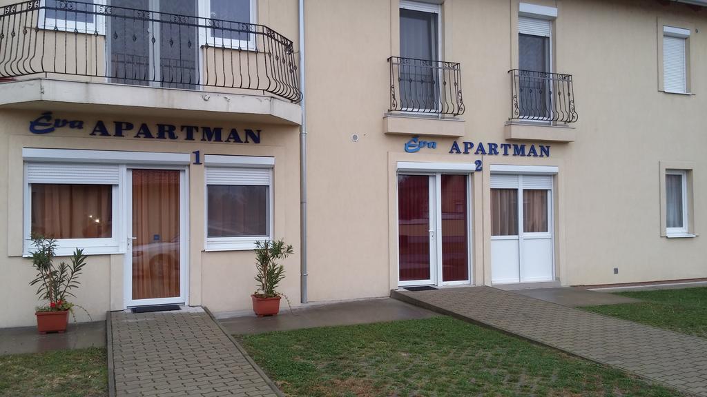 Eva Apartman Szigetvár Exterior photo